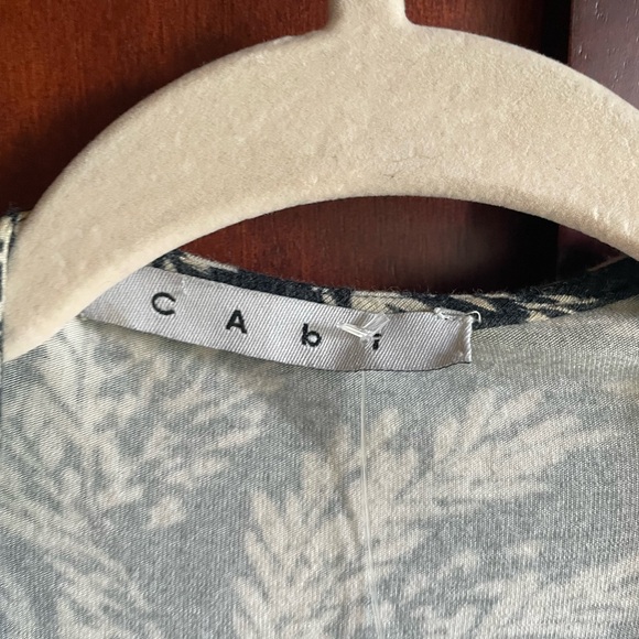 Cabi Black and White Floral Wrap Dress Medium - Picture 5 of 11